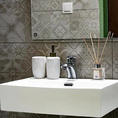 One Salonica Deluxe 3 Apartament