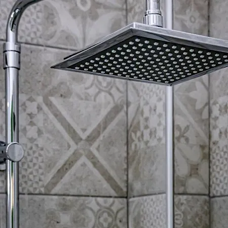 One Salonica Deluxe 3 Szaloniki